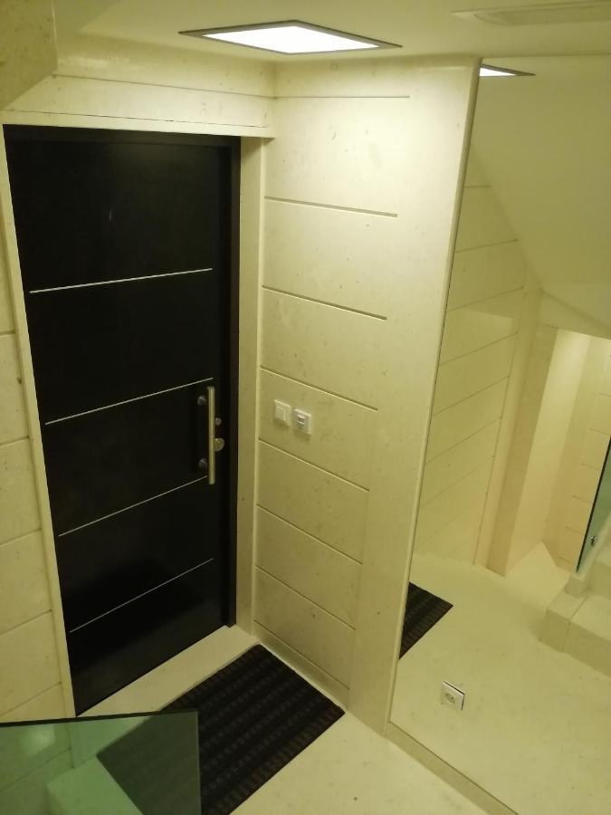 פג V&M Luxury Studio מראה חיצוני תמונה
